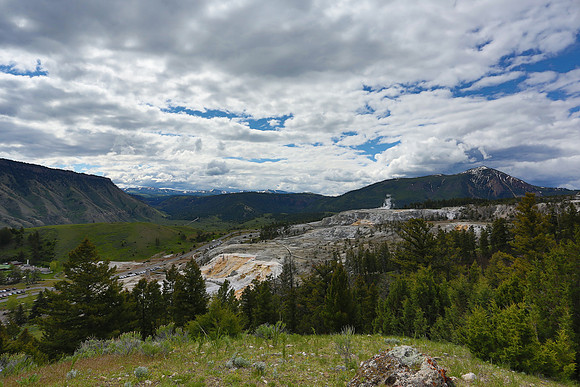 Mammth Hot Springs, Bunsen Peak
